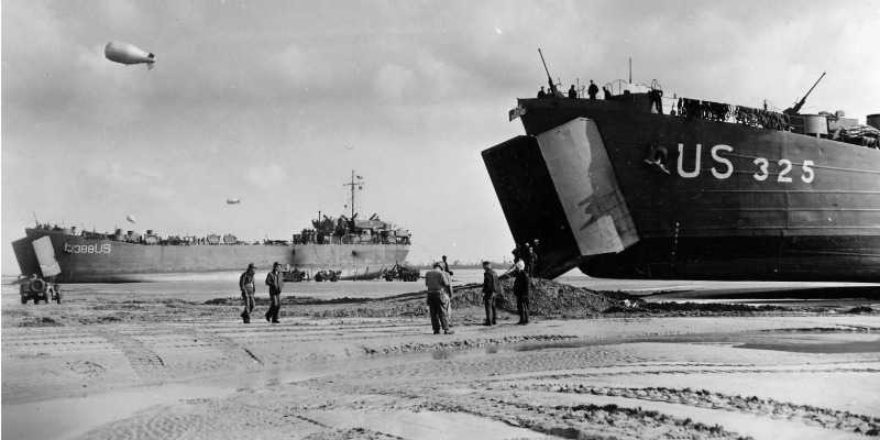 Illustration for article titled 12 Pieces of Tech That Turned the Tide At Normandy